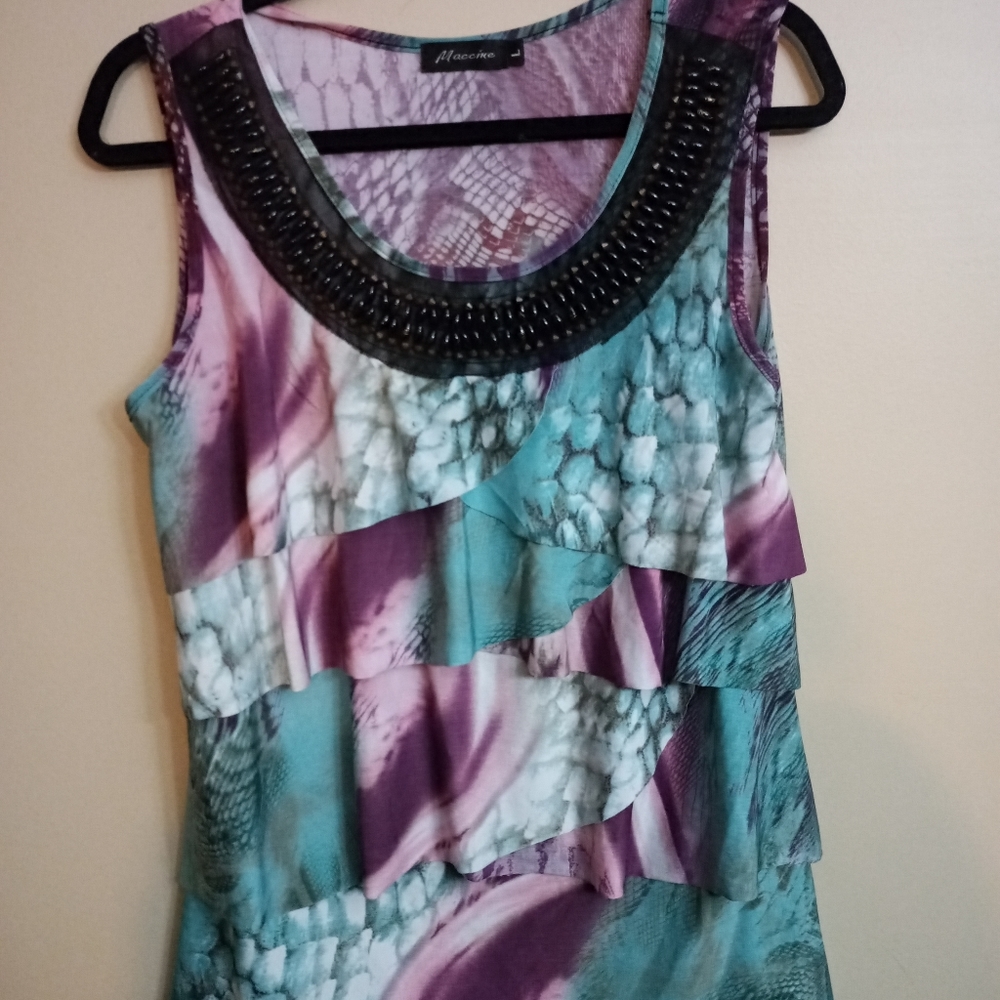Beaded collar sleeveless top